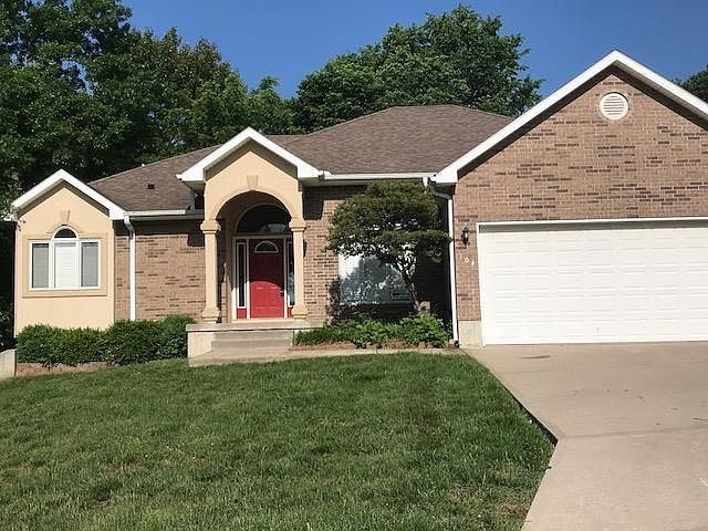 1st image of 104 Post Oak Ct
