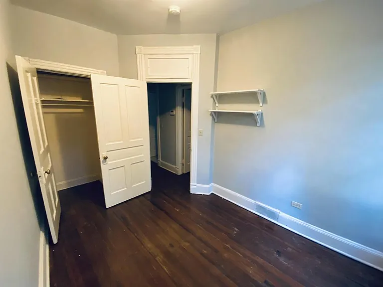 2461 P St NW — Photo 5