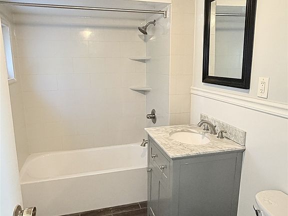 4th image of 21 Windom St #1