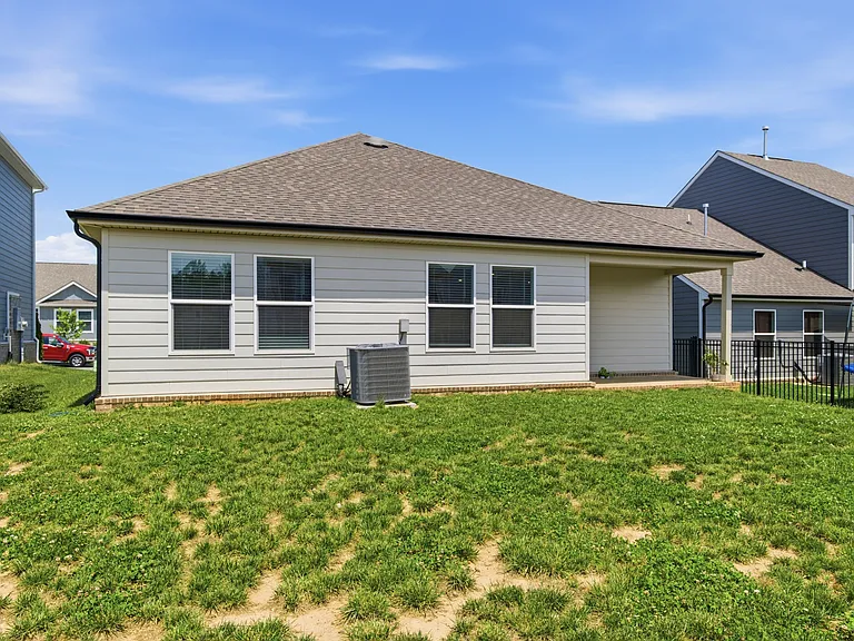 640 Cedar Brook Dr — Photo 22