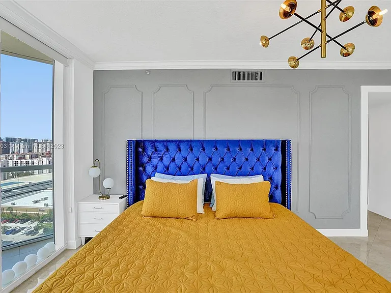 16699 Collins Ave #1908 — Photo 10