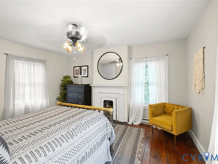 416 W Washington St — Photo 34