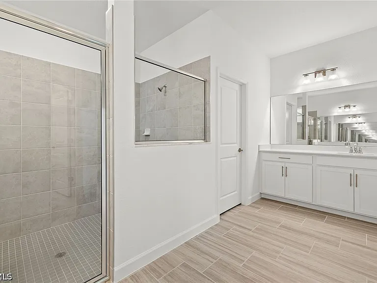 15222 Jadestone Dr — Photo 18