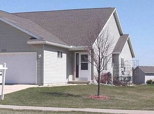 628 Tower Dr, Sun Prairie, WI 53590