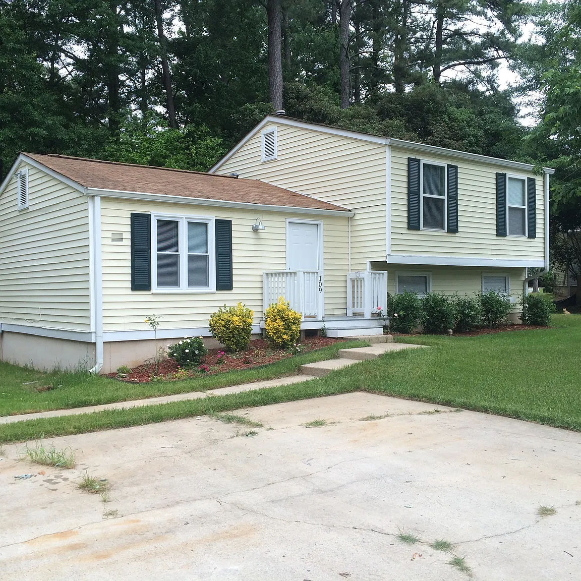 109 Hamilton Rd photo 1