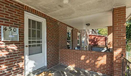 450 Glendale Rd Photo 1