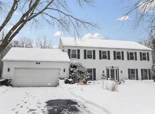 60 Fox Trl, Lincolnshire, IL