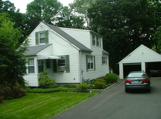 508 Main St, New Canaan, CT 06840