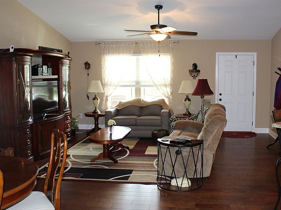 4th image of 1753 Chelsa Dr
