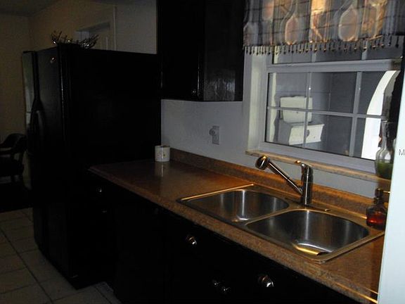 2nd image of 4412 Almark Dr