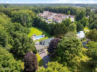 712 Saratoga Rd, Wilton, NY 12831