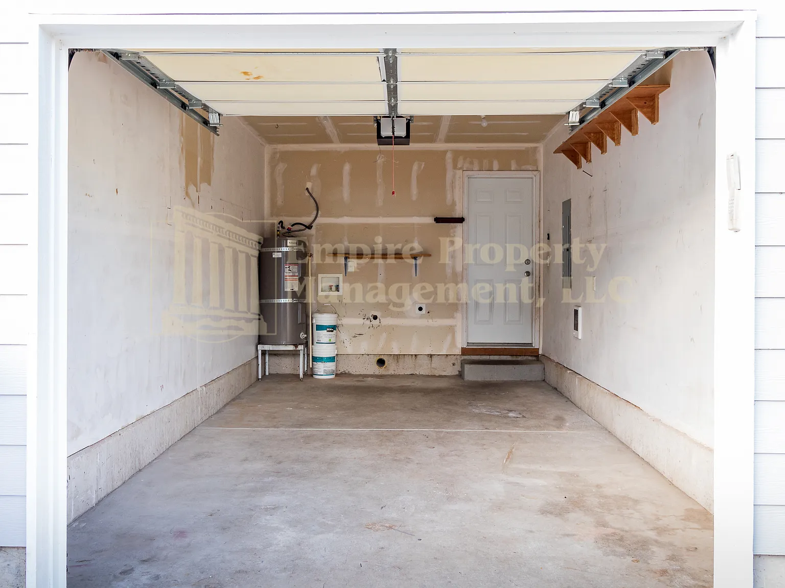 25160 E. Broadway Ave - 4D-K1... — Photo 4