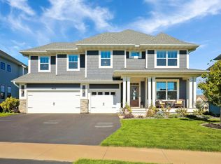 9973 Arrowwood Trl, Woodbury, MN 55129