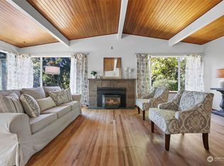 10708 Palatine Ave N, Seattle, WA 98133