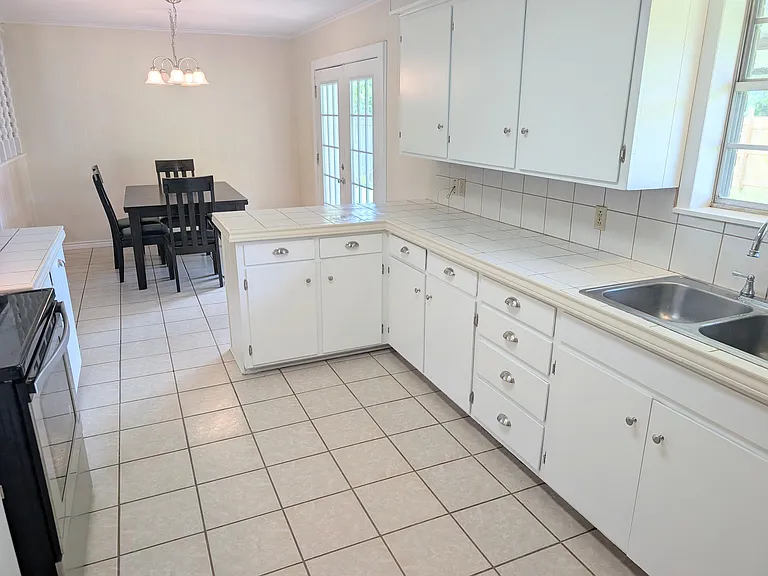 10714 County Road 159 — Photo 3