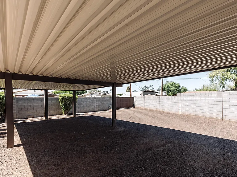 1624 S Parkside Dr — Photo 34
