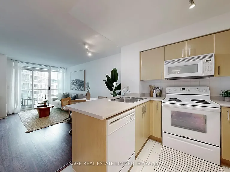 219 Fort York Blvd #616 — Photo 11