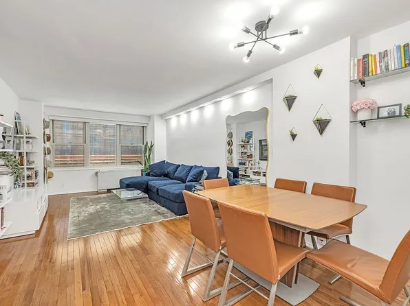 305 E 24th St APT 4A, Manhattan, NY 10010