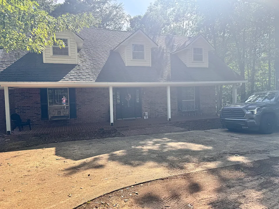 1350 Ridgeview Rd