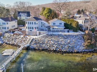 32 Bishops Bay Road, East Lyme, CT 06357