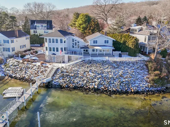 32 Bishops Bay Road, East Lyme, CT 06357