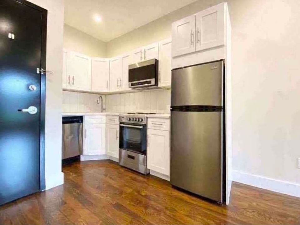 1st image of 252 W 132nd St #8R