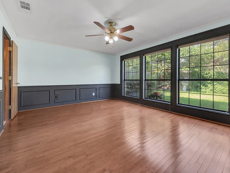 543 Indian Creek Dr — Photo 6
