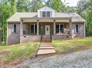 4010 Three Bridge Rd, Powhatan, VA 23139