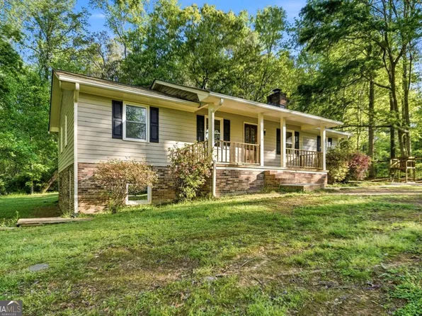 4060 Grove Trl, Loganville, GA 30052