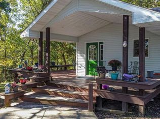 255 Paddle Wheel Rd, Gilbertsville, KY 42044