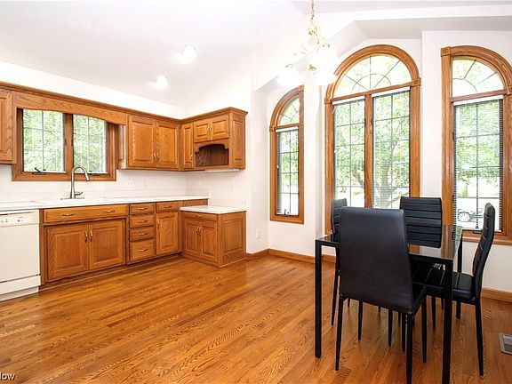 2nd image of 4757 Deer Creek Dr