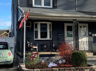 221 Harrison St, Bristol, PA 19007