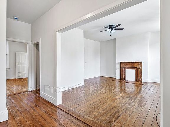 4th image of 101 W Jackson St #A