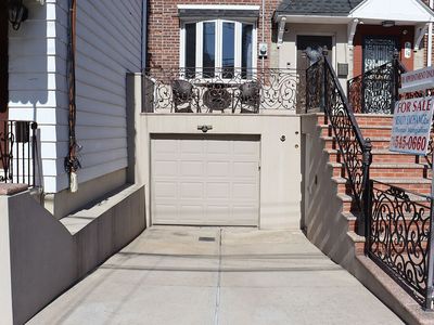 25-16 43rd St, Astoria, NY, 11103