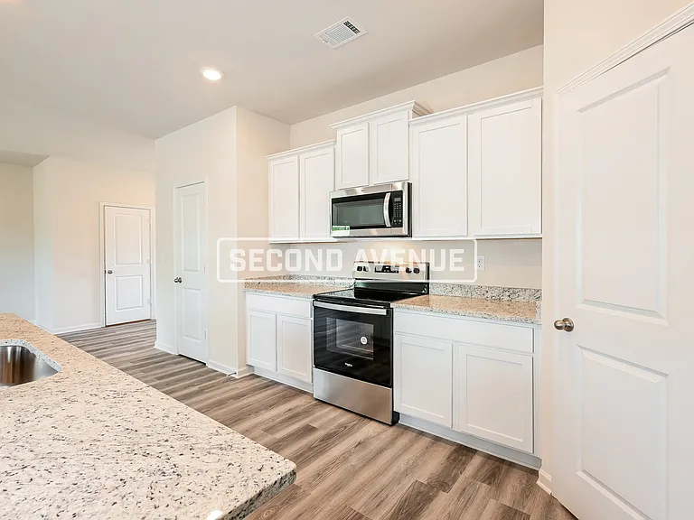 267 Limestone Cir — Photo 2