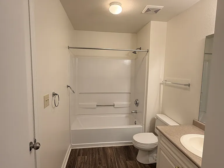 10 Hamiltons Bay Ct #CT310 — Photo 3