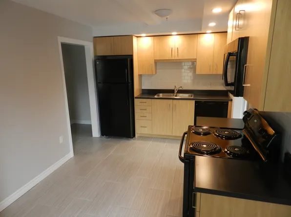 49 Melrose Ave #1, Halifax, NS B3N 2E5