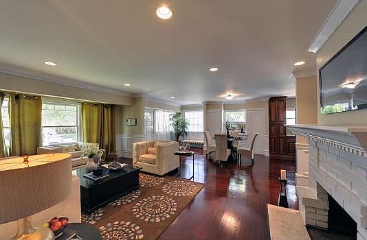 Living Room / Dining Area
