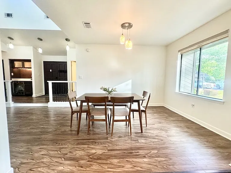 155 Gleneagles Dr — Photo 3