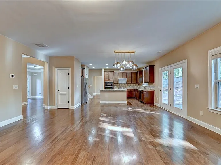 3709 Union Park Dr — Photo 22
