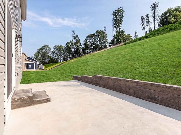 3rd image of 9275 Harmony Dr