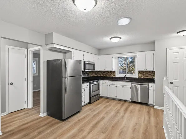 10470 Colorado Cir, Bloomington, MN 55438