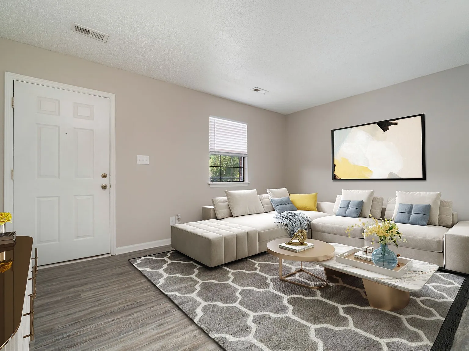 Arlington Pointe — Photo 3