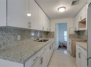 436 NE 160th St, Miami, FL 33162