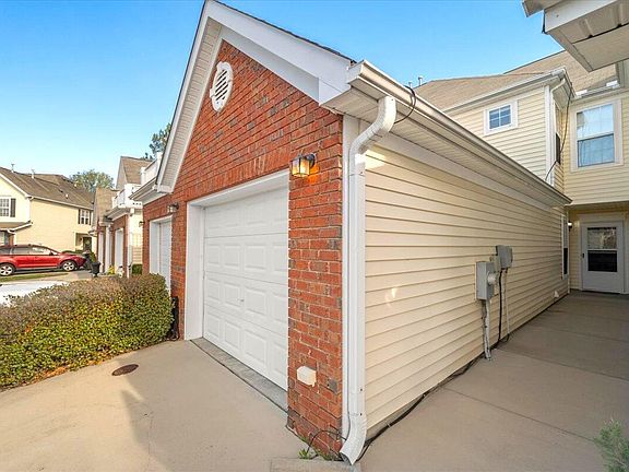 2nd image of 2621 Hamlet Green Dr