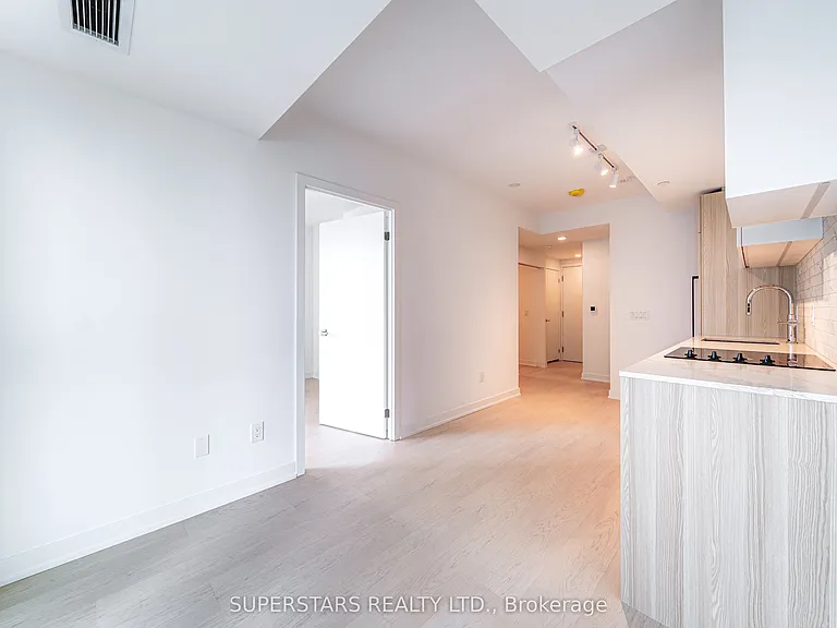 252 Church St #3209 — Photo 14