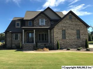 35 Heron Dr, Gadsden, AL 35901