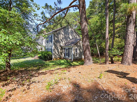 3rd image of 9604 Stanton Green Ct