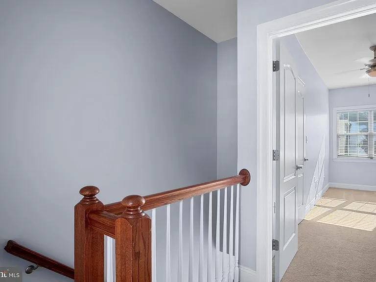 428 N Thomas St — Photo 16