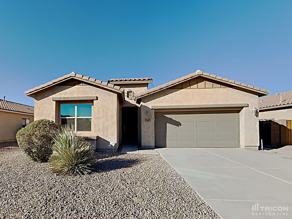 1st image of 40484 W Parkhill Dr